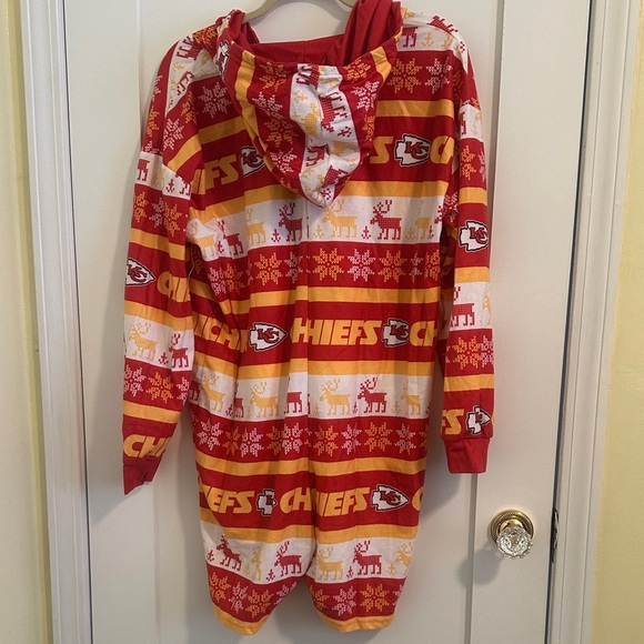 Red and Yellow Chiefs Hooded Onesie - Picture 2 of 3